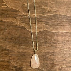 Kendra Scott necklace